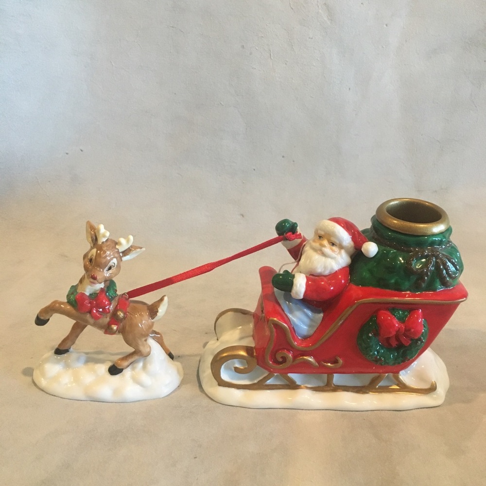 Vintage Midwest Rudolph/Santa/Sleigh Candle Holder